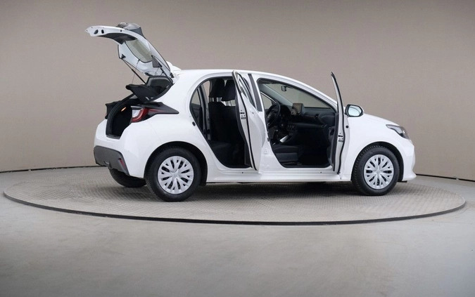 Toyota Yaris cena 65899 przebieg: 29217, rok produkcji 2022 z Pionki małe 154
